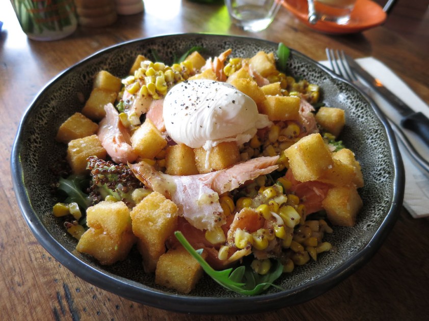 Scarvelli Wild Salmon with egg