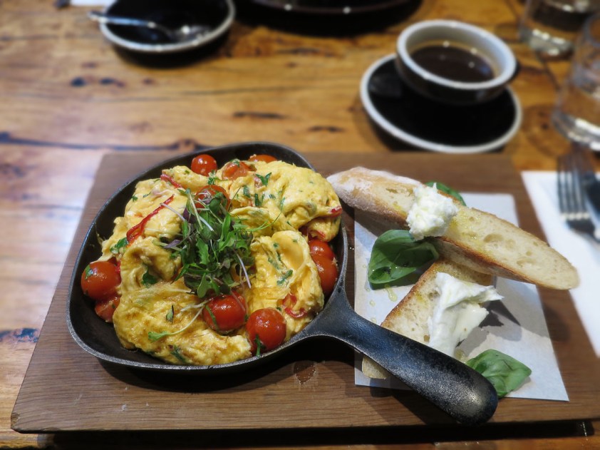 journeyman-chilli-basil-eggs-overhead